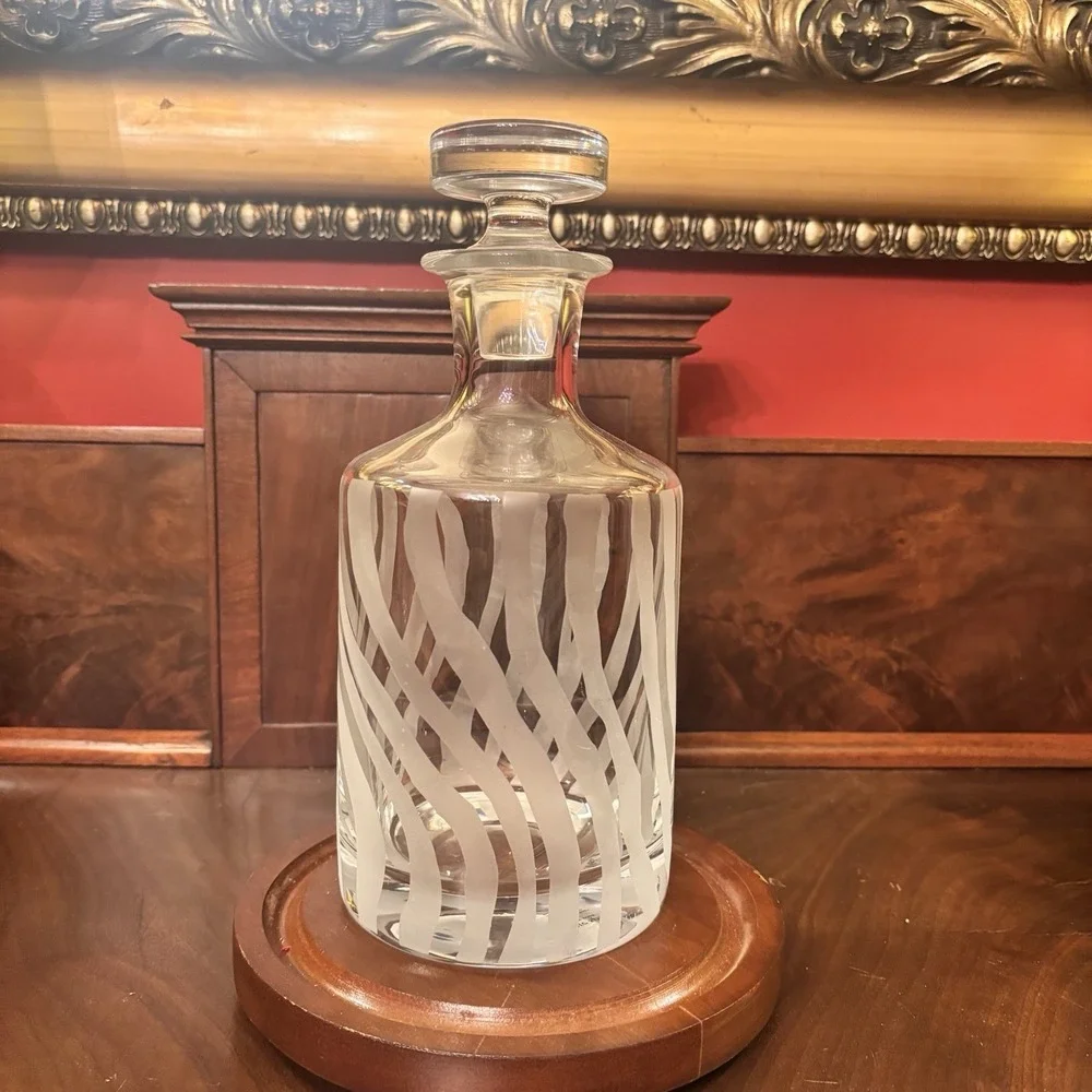 Kate Spade Lenox Banyan Stripe Crystal Decanter Glass Stopper Barware Poland